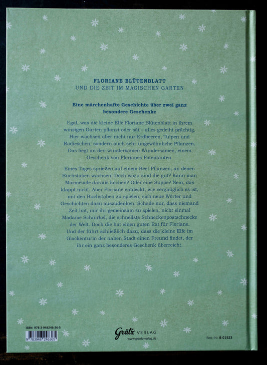 Rückseite des Kinderbuchs „Floriane Blütenblatt und die Zeit im magischen Garten“ mit Klappentext auf grünem Hintergrund und weißen Sternblüten, erschienen im Grätz Verlag.